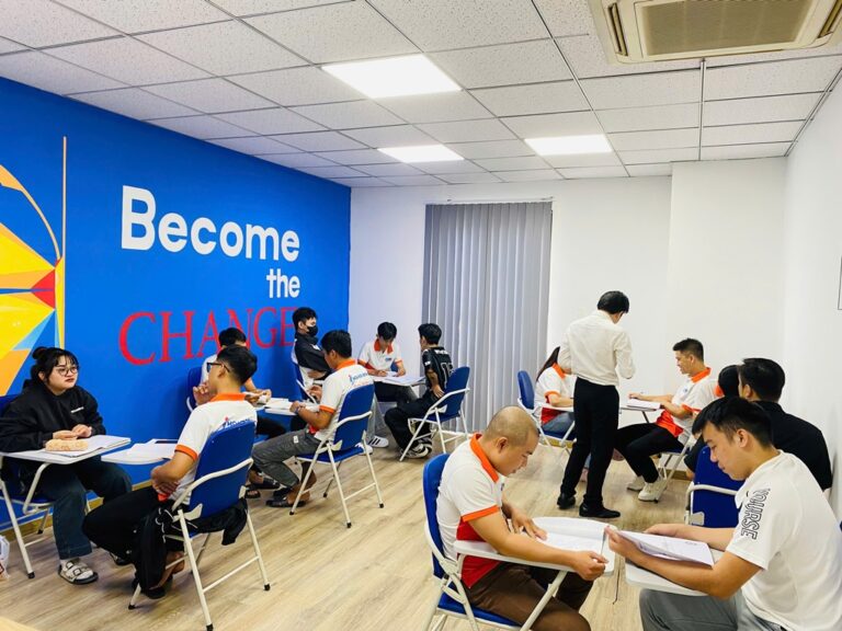 Lớp học HME Center