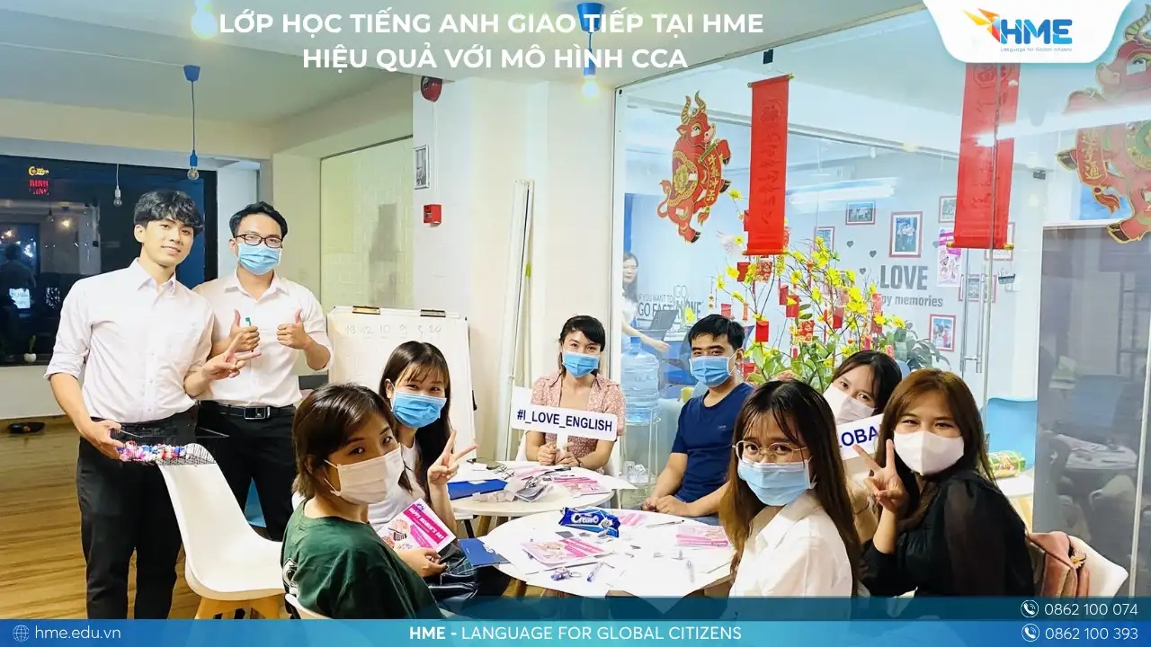 Lớp học tiếng Anh giao tiếp tại HME – Hiệu quả với mô hình CCA