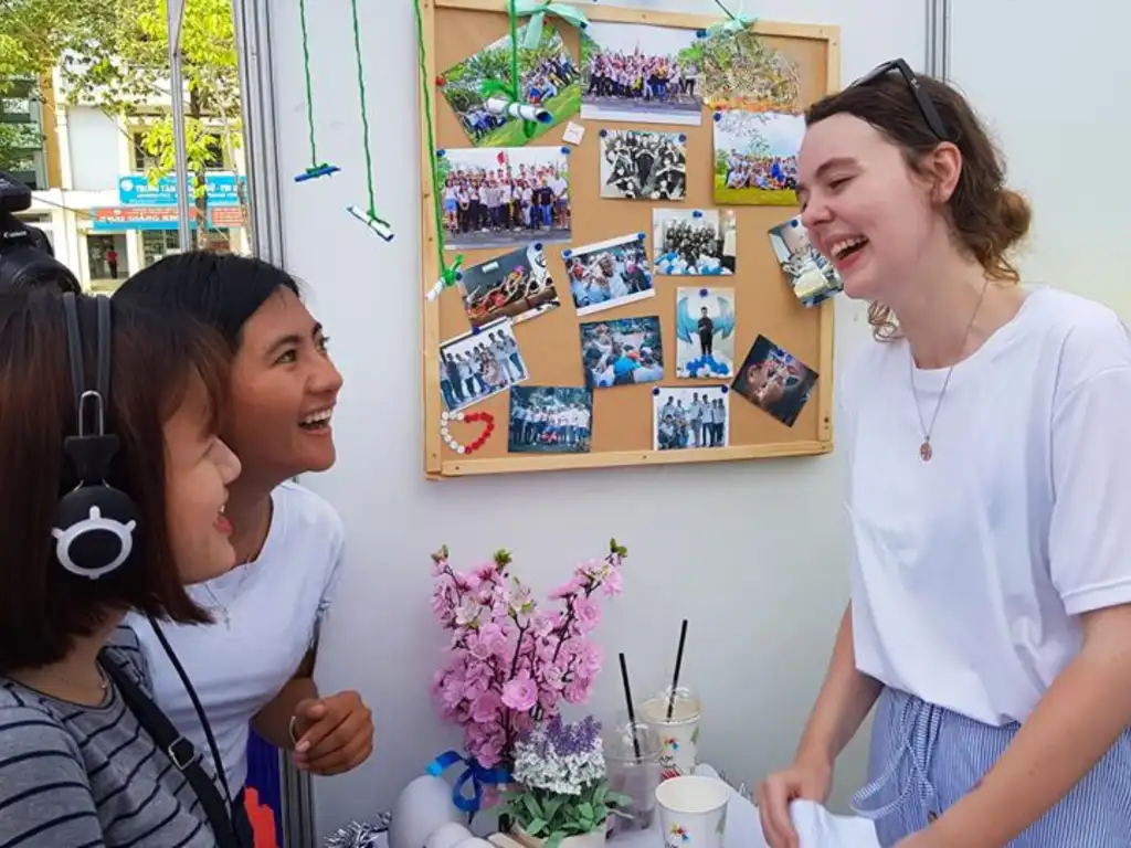 Trung Tâm Ngoại Ngữ HME | Language for Global Citizens