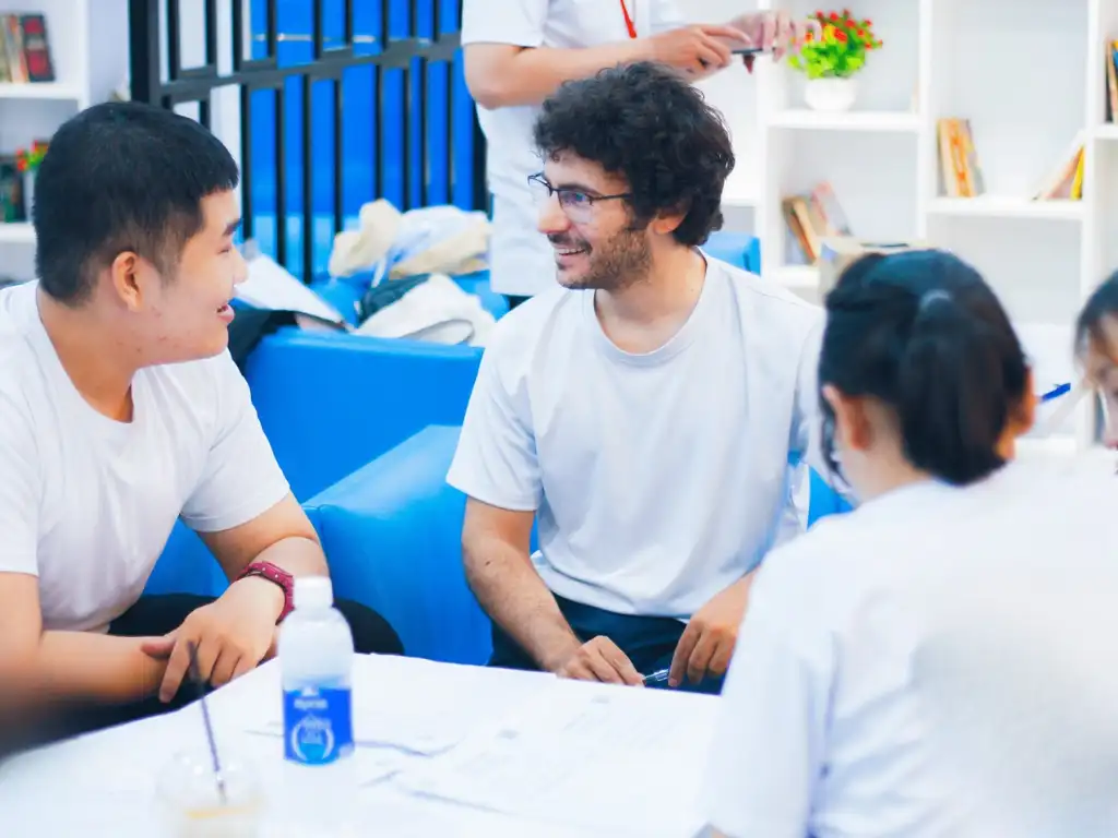 Trung Tâm Ngoại Ngữ HME | Language for Global Citizens